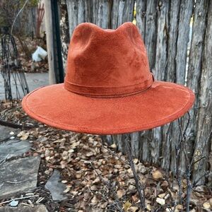 Mexican suede finished fedora